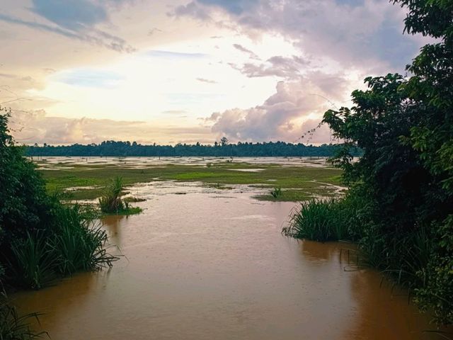 Neak Pean: A Crystal Beauty in The Middle of Swamp