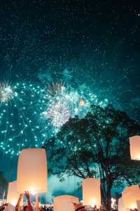 如果錯過了今年的天燈節，明年請一定要來。