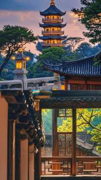 雞鳴寺：宗教文化之旅感受動作神態的魅力