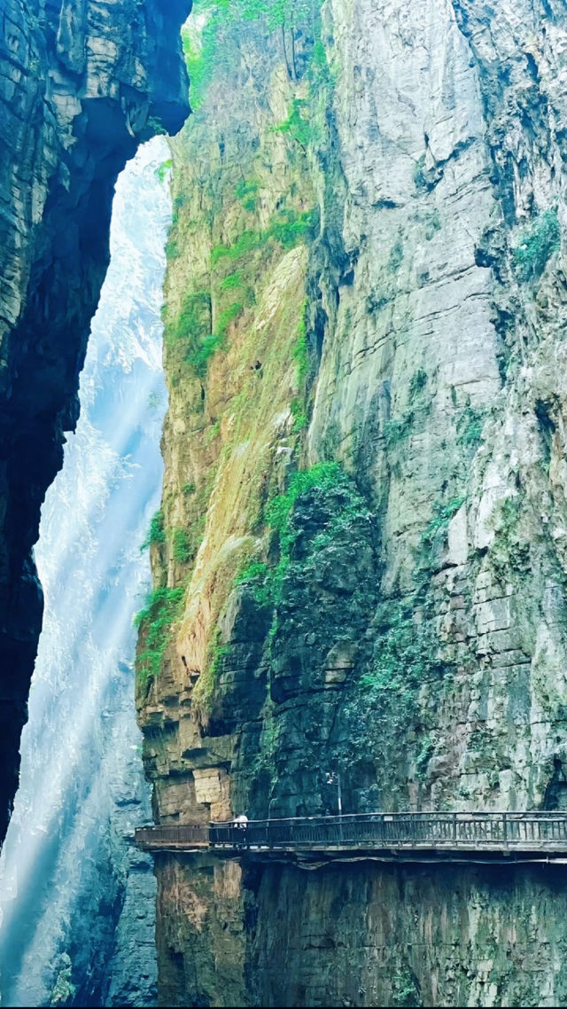 重慶消暑新地標，闖入涪陵大裂谷的隱秘清