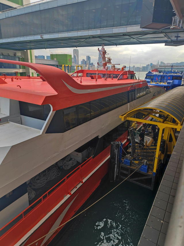 港澳輪渡：穿梭繁華的海上之旅