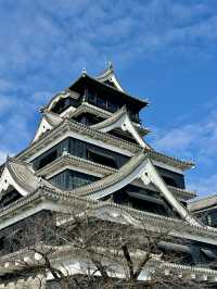 Towering Kumamoto Castle 🇯🇵🏯