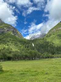 六月份四姑娘山最強攻略，雪山花海一站式全體驗
