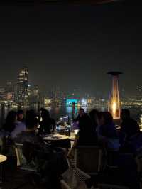 🌃香港必打卡！銅鑼灣高空維港夜景酒吧，天台微醺浪漫值爆表！