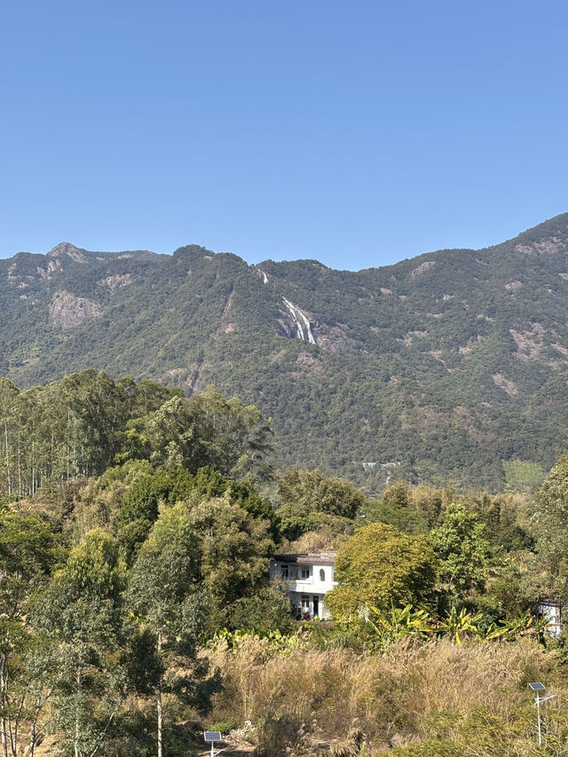 深圳出發1.5小時，藏著一間讓爸媽偷懶、娃瘋玩的親子溫泉酒店！這趟真的挖到寶了👨👩👧👦