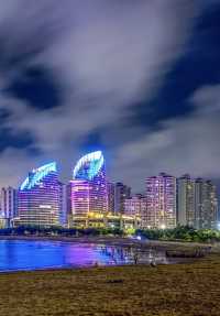 湛江金沙灣 不用離開城市，就能擁抱陽光沙灘！ 1.5公里濱海步道，椰林樹影，適合散步/騎行  沿途設
