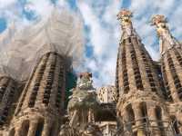 Barcelona One - day Guide (Gaudí Art Main Line) Part 2​