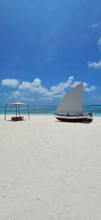 Paradise on Earth: Sun, Sea, and Luxury
