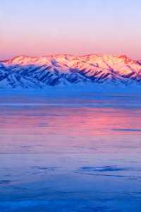 我會反覆愛上賽里木湖的冬天！