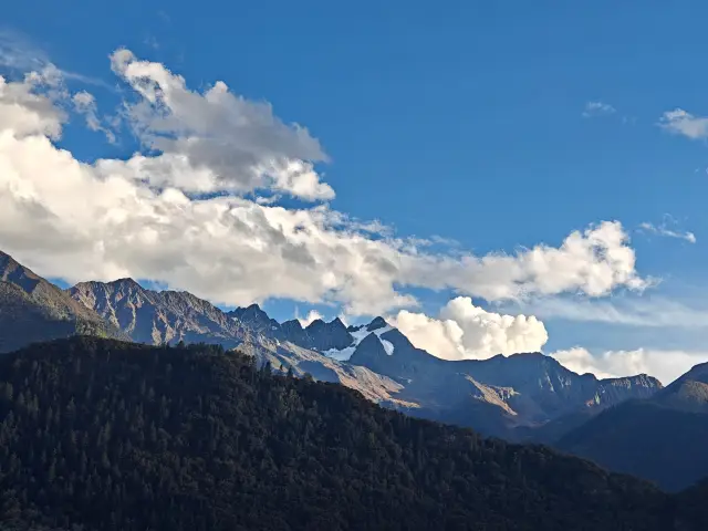 Chengdu + Nyingchi + Lhasa