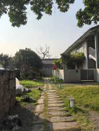 樂山旅遊必住！江景民宿直面樂山大佛