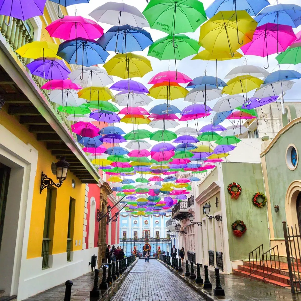 Old San Juan, một thị trấn cổ tích trên bờ biển Caribbean.