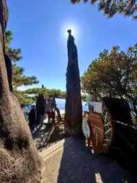 三清山媲美黃山