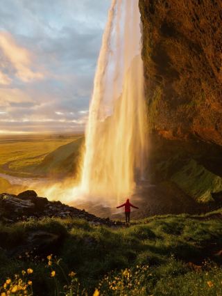 Iceland, the Land of Waterfalls, looks just like the final scene of "Stranger Things"