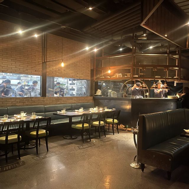 摩登復古風中菜館·卅二公館