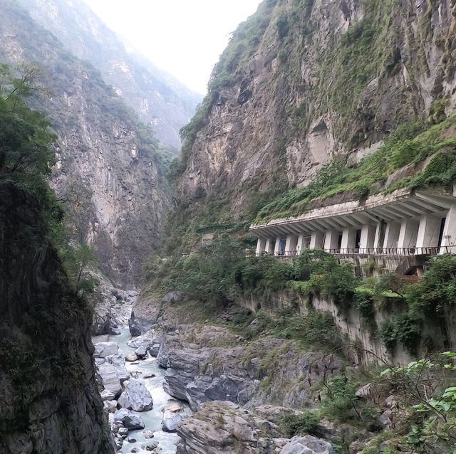 The Tunnel Of Nine Turns