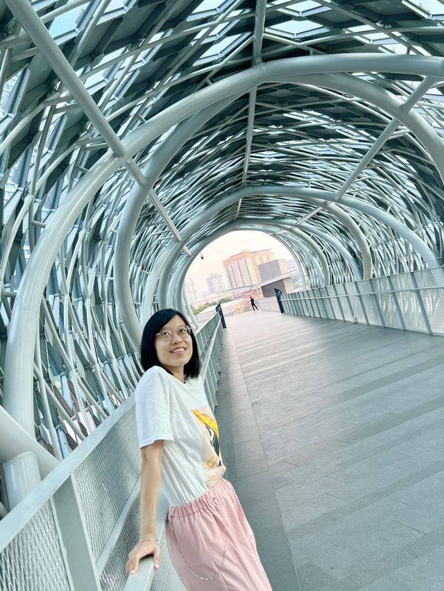 Saloma Link Bridge