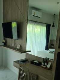ผึ้งหลวงริเวอร์ไซด์ที่พักริมแม่น้ำหลักร้อยจันทบุรี