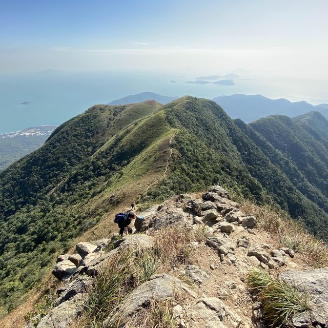 香港🇭🇰｜🌟行山必選之一 - 大嶼山鳳凰徑的壯麗徒步之旅 ⛰️
