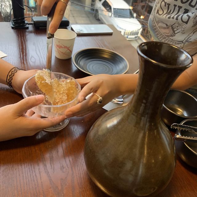 Chic place for a drink and light meal in Hapjeong