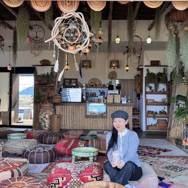 이국적 인테리어의 제주 김녕 이색카페♥ 