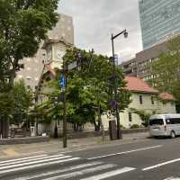 北海道「札幌市時計台」はクラーク博士縁の観光スポット