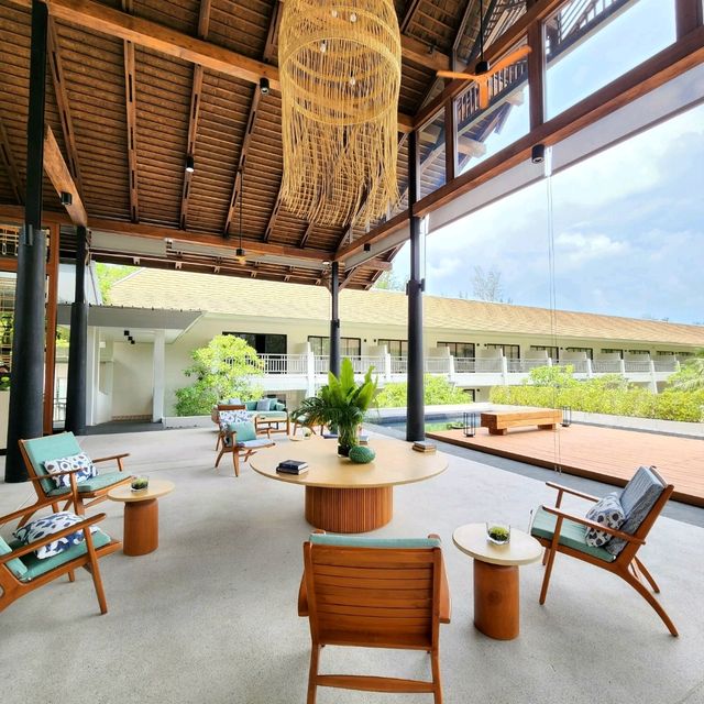 รีวิว Outtrigger Khao Lak Beach Resort