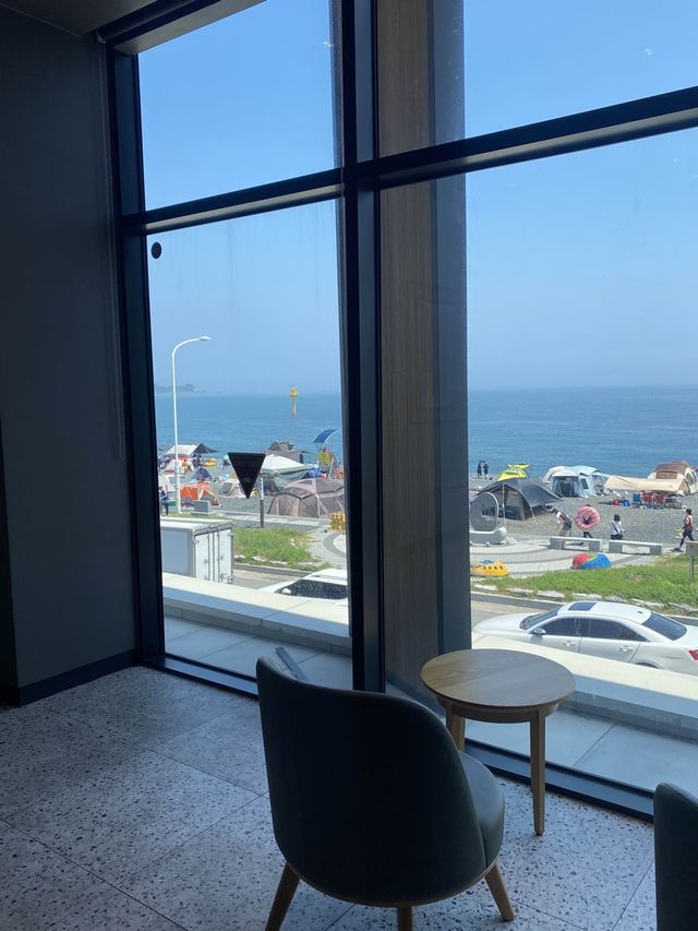오션뷰를 바라볼 수 있는 스타벅스 울산주전비치점🏖️