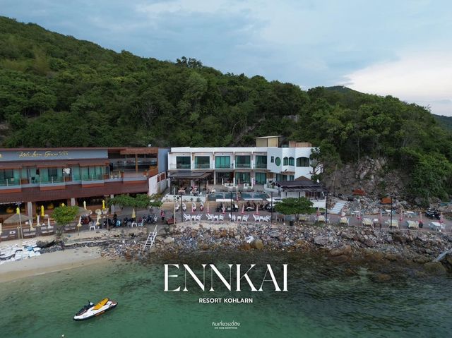 ที่พักสุดมินิมอล ติดทะเลบนเกาะล้าน🏝️