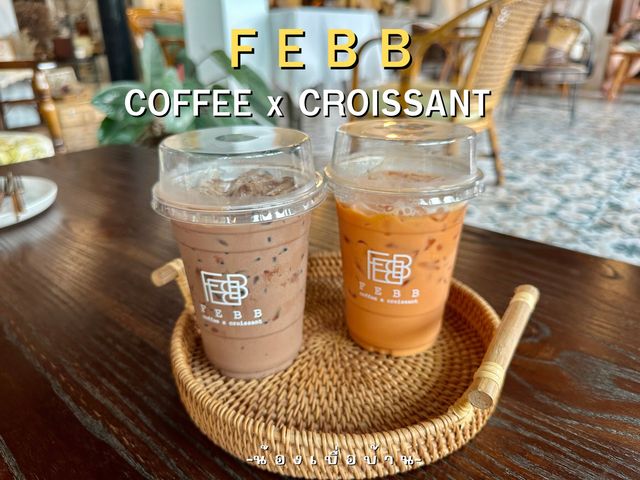 Febb Coffee x Croissant 