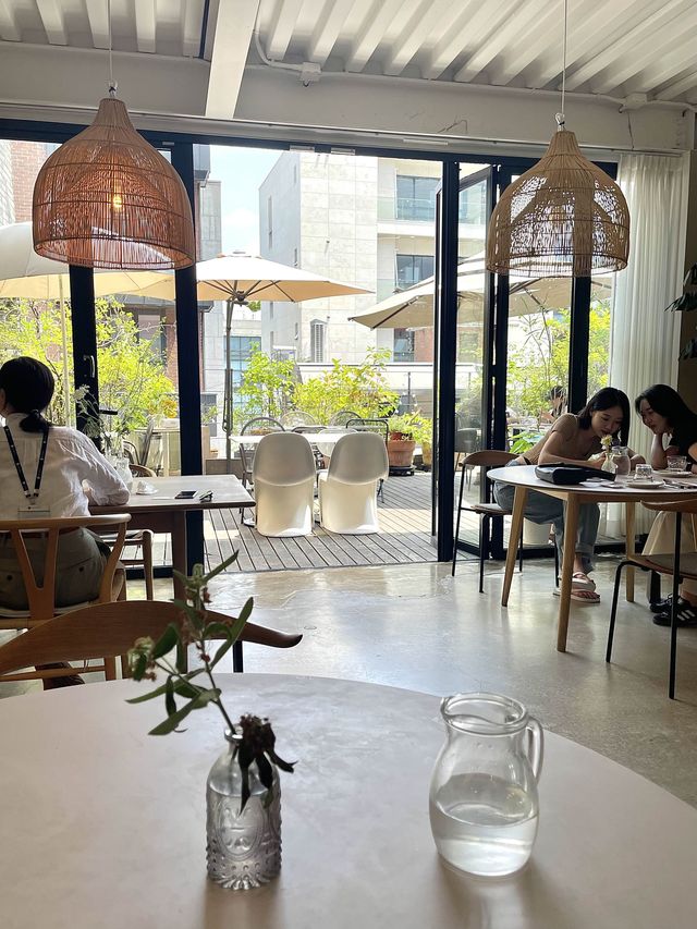 韓國首爾必吃人氣brunch店-LTP한남