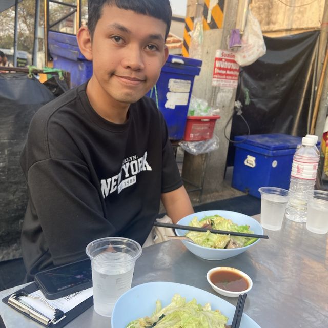 สุกี้ช้างเผือก
