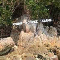 The island hopping at Victoria cliff resort 