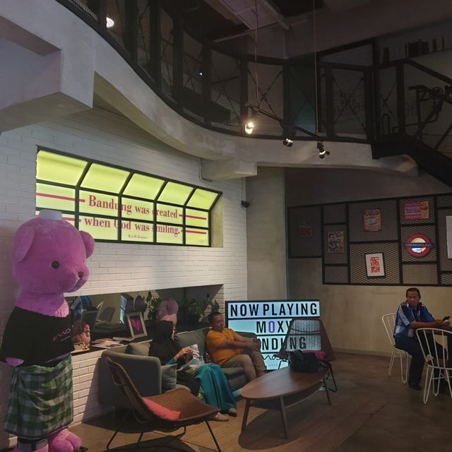 Moxy Bandung