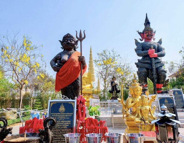 อุทยานพระฤาษี องค์ใหญ่ที่สุดในโลก