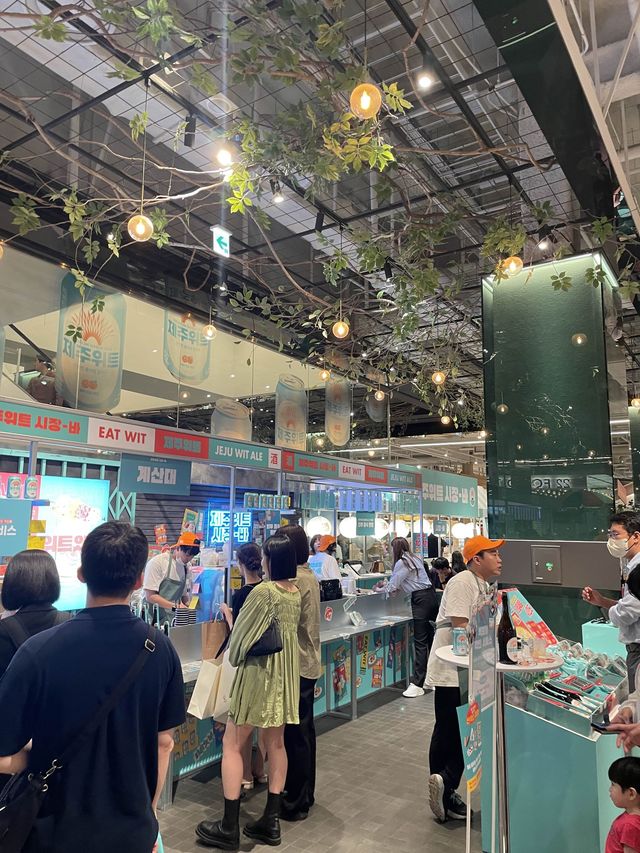 【韓国】ソウル最大級の百貨店。歩いてるだけで楽しい！