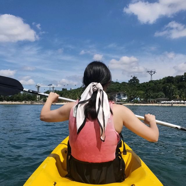 Weekend Kayaking at Sentosa Siloso Beach