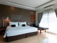 Brown House Hotel by Blu Monkey🌷🌷