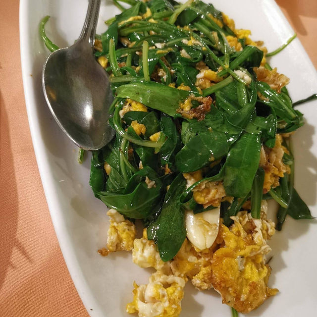 ระย้า ร้านอาหารเก่าแก่ดั้งเดิมเมืองภูเก็ต ระย้า ร้านอาหารเก่าแก่ดั้งเดิมเมืองภูเก็ต