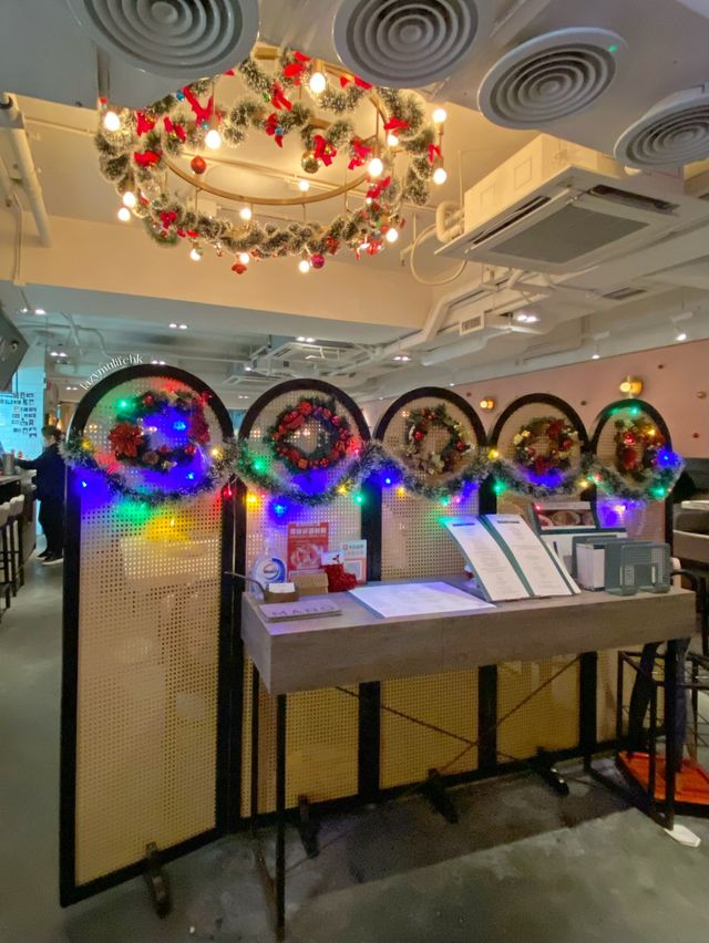 慶祝💯浪漫情調西餐廳✨