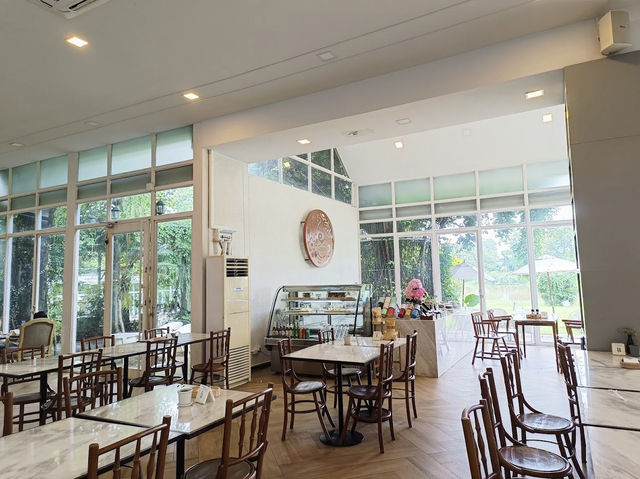 “มโนรมย์” ร้านอาหารวิวสวย จ.เชียงราย