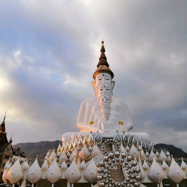 泰国旅游 特色佛寺 