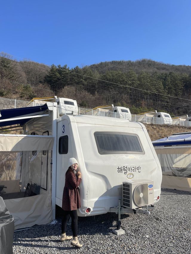 천안 근교 캠핑 감성 느낄 수 있는 해월카라반