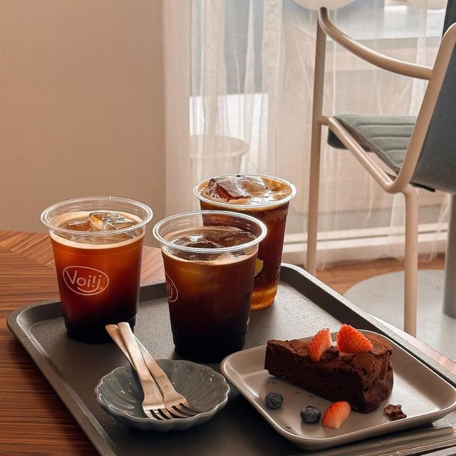 Voiii Coffee：市中心熱門打卡咖啡店，美味咖啡甜點讓你流連忘返