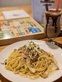 滿滿回憶的樓上board game Café🍝 