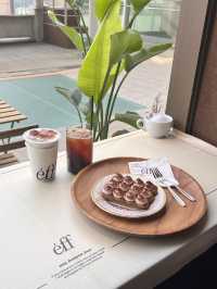 〖 ソウル・乙支路〗お洒落カフェで美しいティラミスとコーヒーを…☕💕