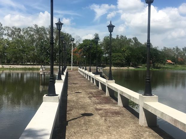 อุทยานแม่ลามหาราชานุสรณ์ 