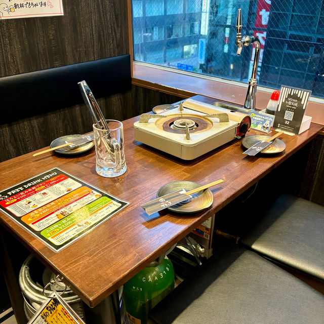 【大阪・東梅田】BBQやビアガーデンが室内で楽しめる「大衆肉酒場 ブラック」