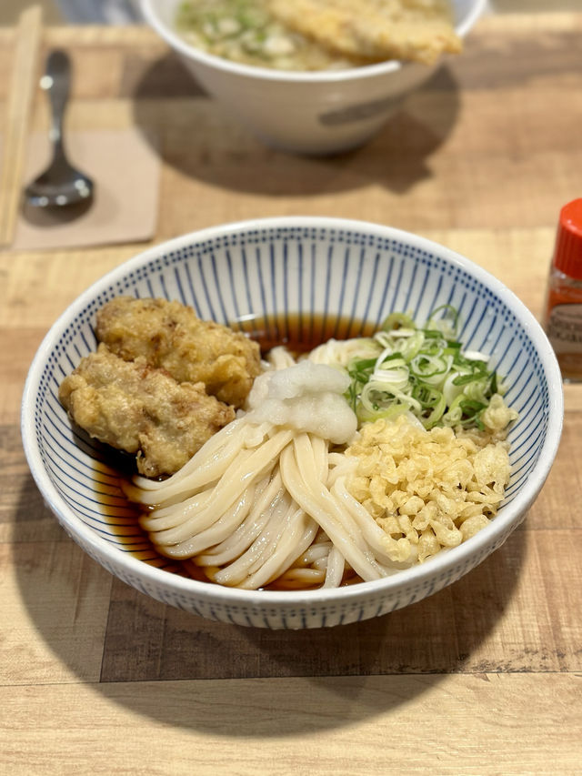 탱글탱글한 사누끼 우동 면발과 웰메이드 튀김이 맛있는 🍤 신논현 우동맛집 투어추천🌟