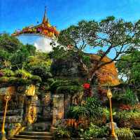 วัดสระเกศ (ภูเขาทอง) สักการะพระบรมสารีริกธาตุ